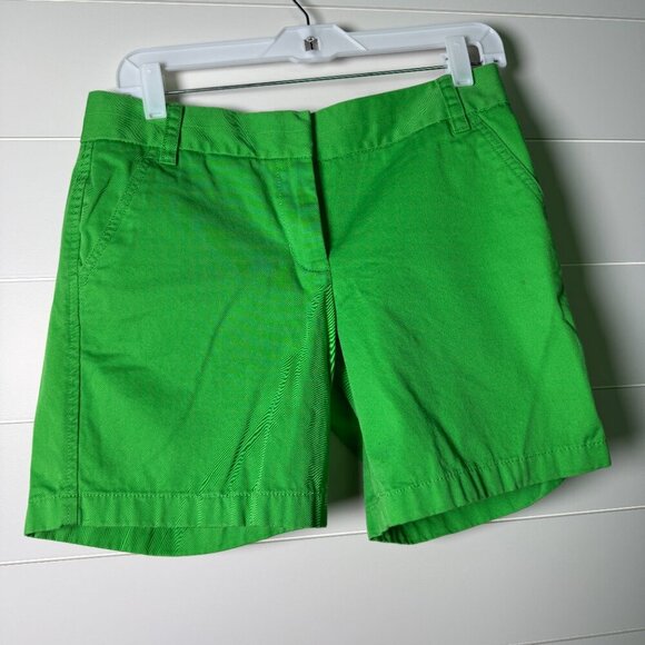 J. Crew Chino Shorts "Broken-In" Size 6 100% Cotton Inseam 6 1/2" Green - Picture 1 of 7